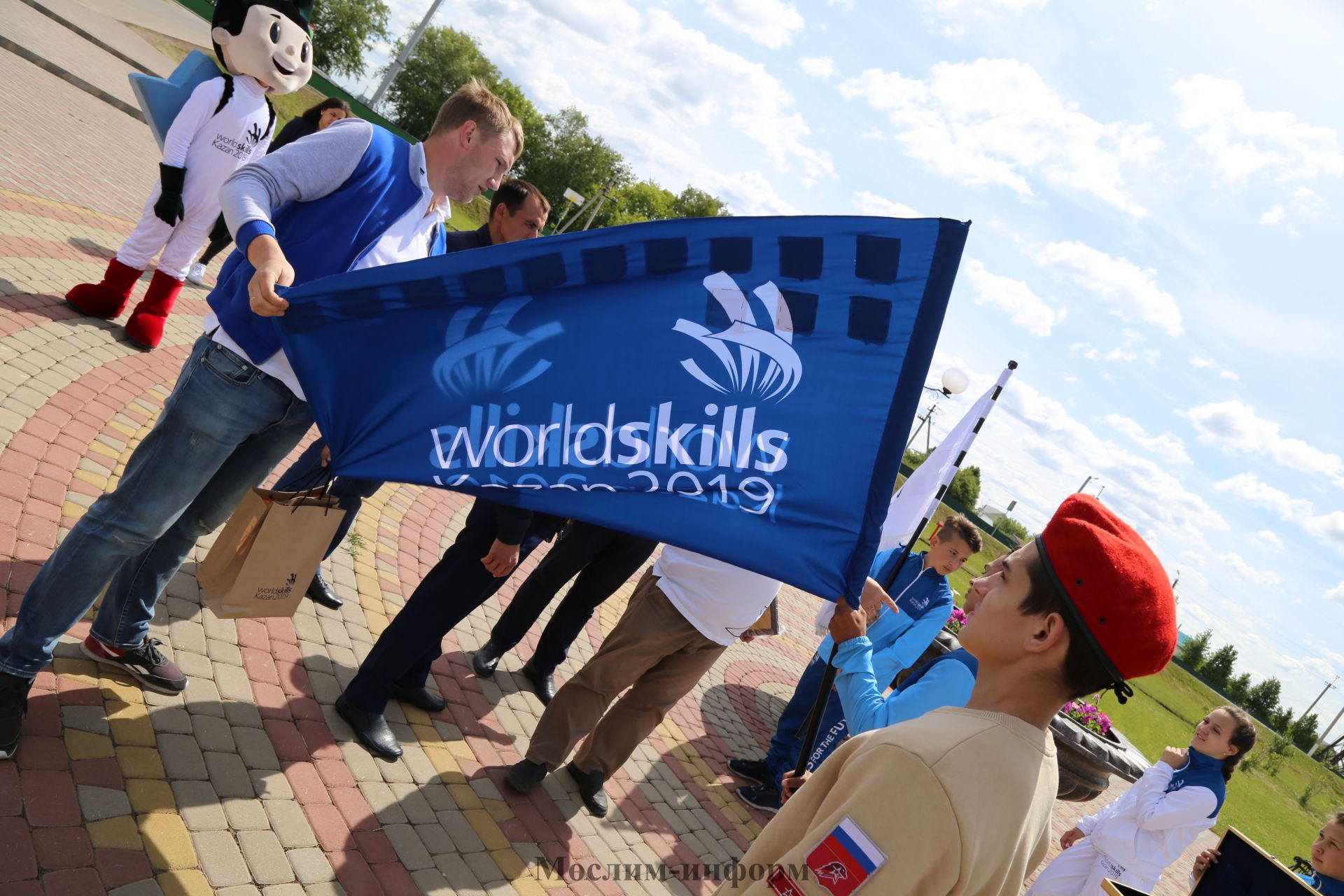 WorldSkills флагы – Мөслимдә. ФОТОРЕПОРТАЖ
