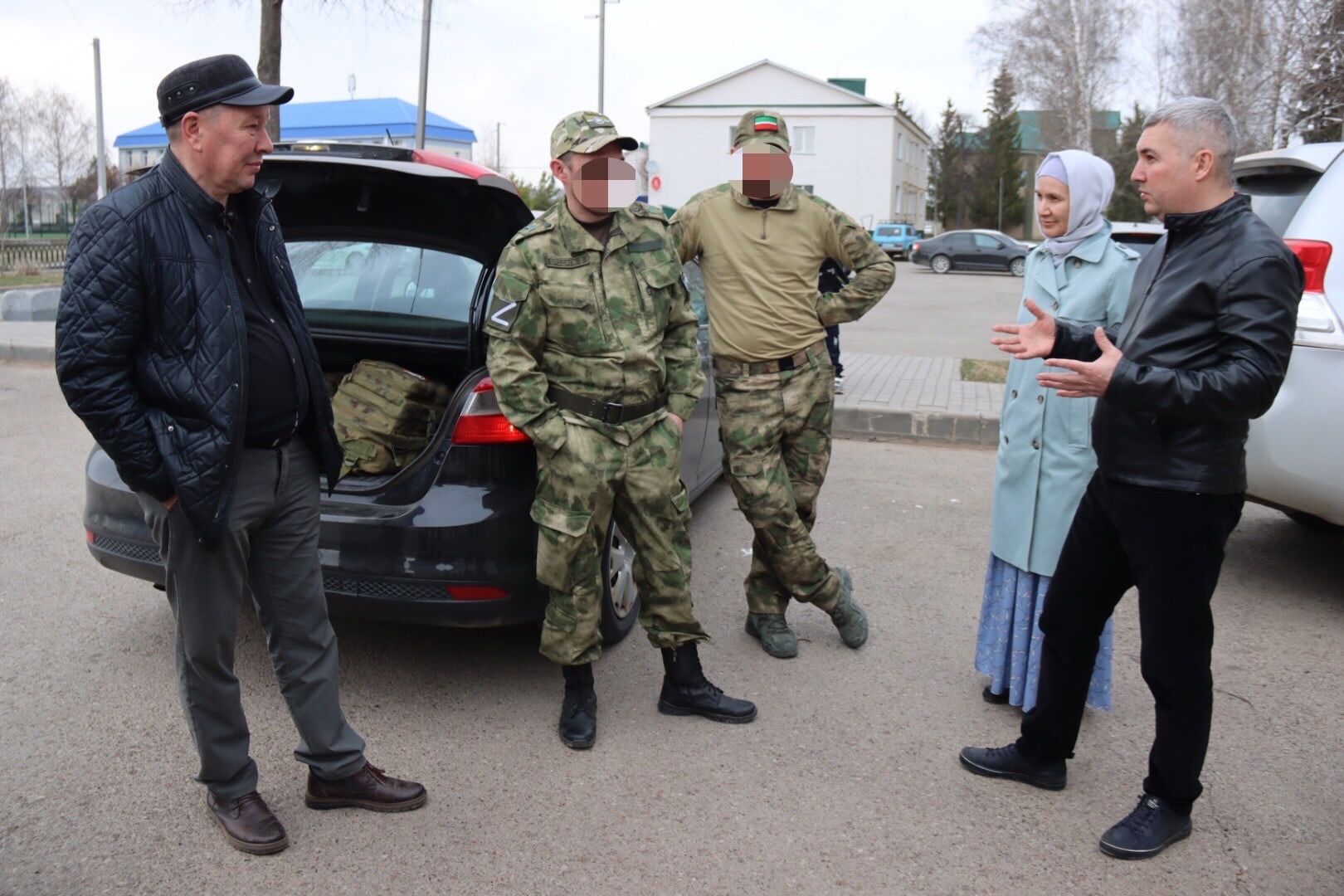 Егетләребез ялга кайта