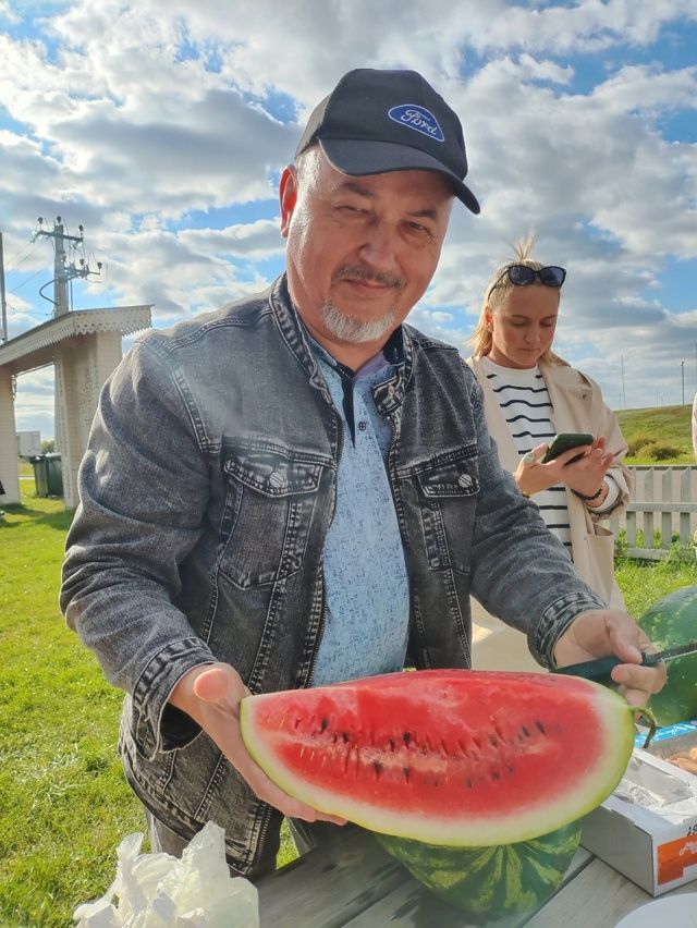 Мөслим балалар сәнгать мәктәбе укучылары саф һавада ял иттеләр