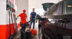 Татарстанда АИ-98 бензины бер атна эчендә 4,5 сумнан артык кыйммәтләнгән