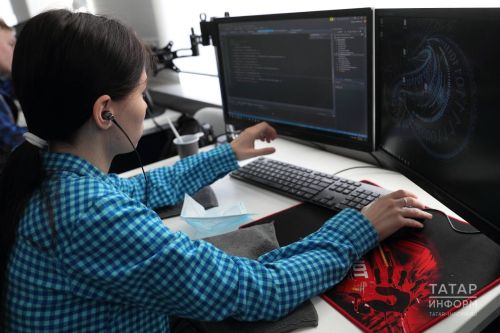Тракторчы IT-белгечкә караганда күбрәк эшлиме?