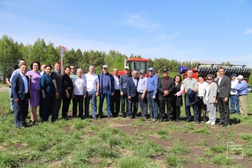 Мөслимгә эш визиты белән Татарстан Республикасы Рәисе Рөстәм Миңнеханов килде