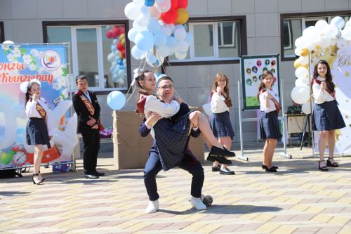 Соңгы кыңгырау бәйрәме