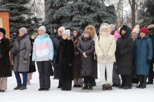 15 февраль көнне Россиядә Ватаныннан читтә хәрби бурычын үтәгән россиялеләрне искә алу көне билгеләп үтелде