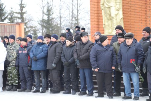 15 февраль көнне Россиядә Ватаныннан читтә хәрби бурычын үтәгән россиялеләрне искә алу көне билгеләп үтелде