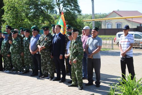 28 май – Чик сакчылары көне буларак билгеләп үтелә