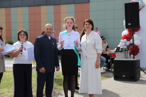 Мөслим мәктәпләрендә бүген Соңгы кыңгырау бәйрәме бара