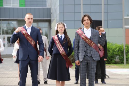 Мөслим мәктәпләрендә бүген Соңгы кыңгырау бәйрәме бара