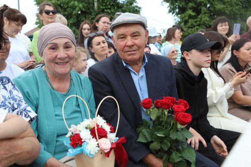 Мөслим мәктәпләрендә бүген Соңгы кыңгырау бәйрәме бара