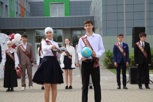 Мөслим мәктәпләрендә бүген Соңгы кыңгырау бәйрәме бара
