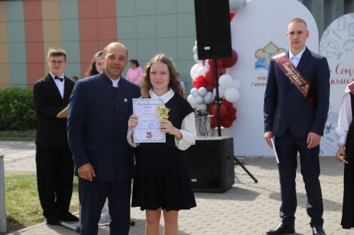 Мөслим мәктәпләрендә бүген Соңгы кыңгырау бәйрәме бара