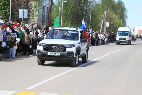Демонстрация һәм парад – Җиңү бәйрәменең иң тантаналы мизгелләре