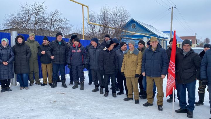 Әфган сугышы ветераны Гәрәев Илшатның йорт диварына элмә такта куелды