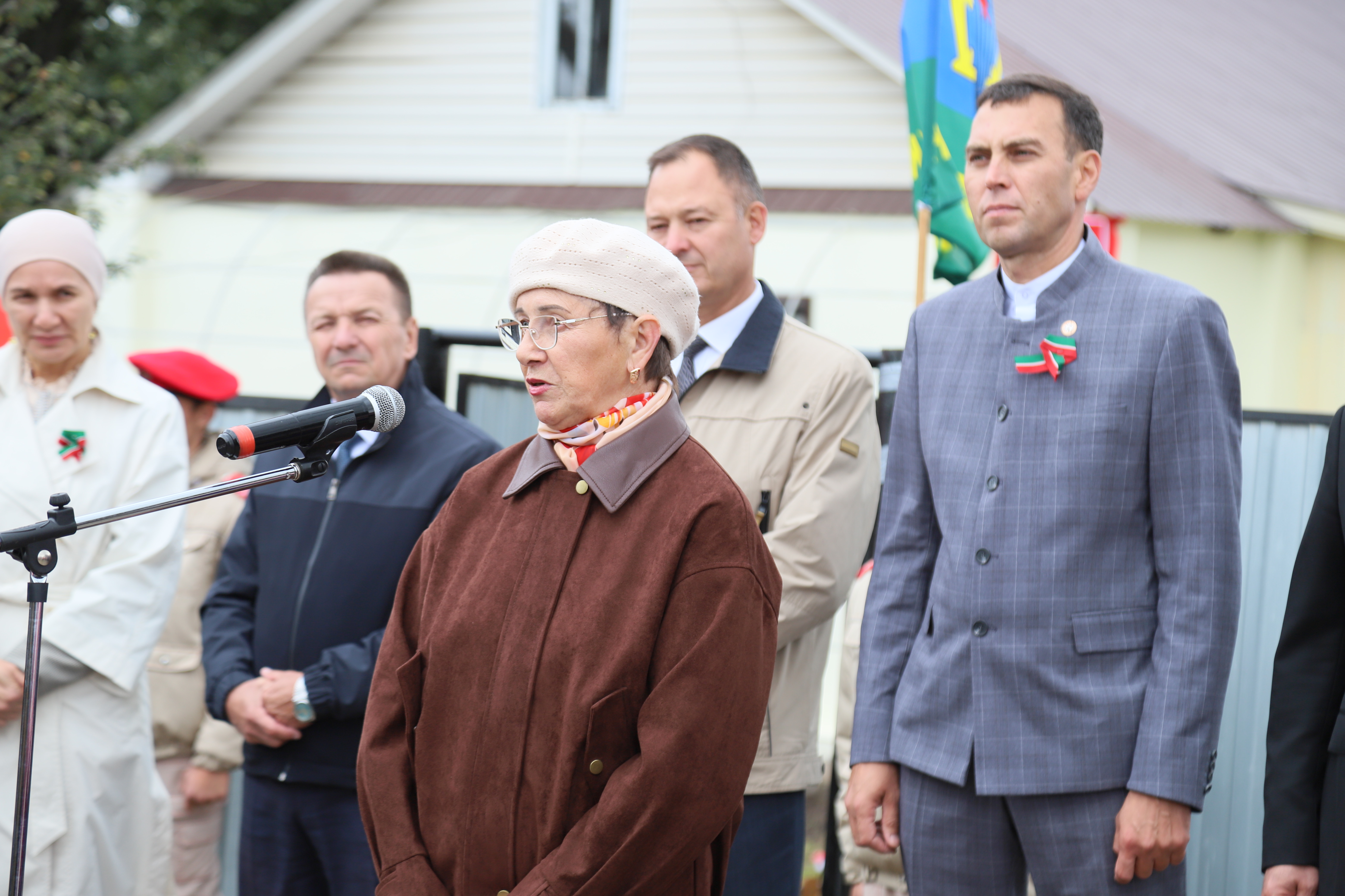 Н.Сафинның якыннары сүз алды.