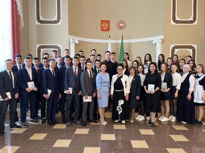Актанышта район ЗАГС бүлегендә Гаилә мәктәбе дәресләре узган
