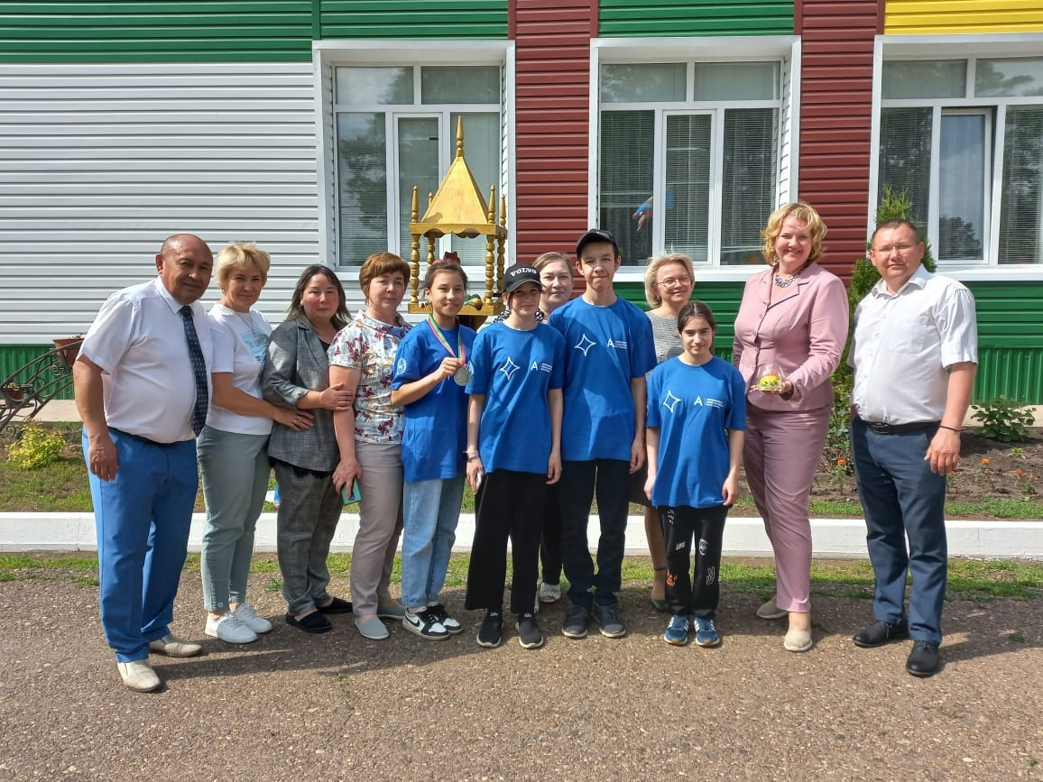 Икенче урынга лаек булды