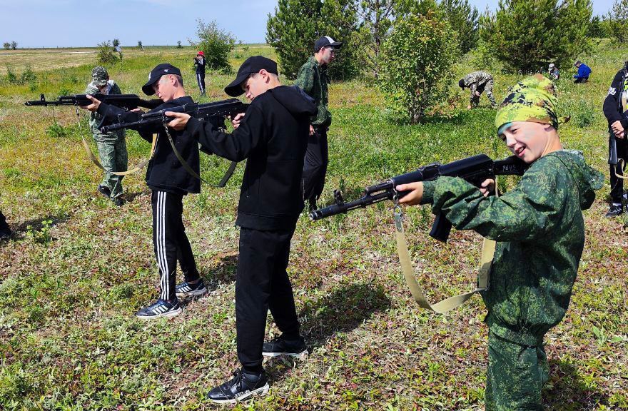 «Патриотларны үстерәбез» палаткалы лагерында ялда