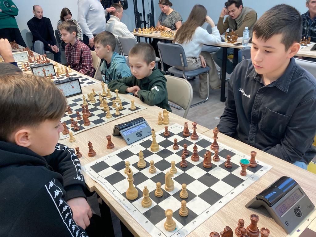 Шахматчылар турниры бара (фоторепортаж)