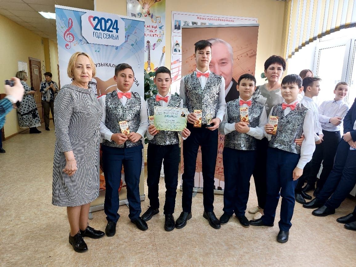«Урсал тауда» халыкара конкурс-фестивалендә