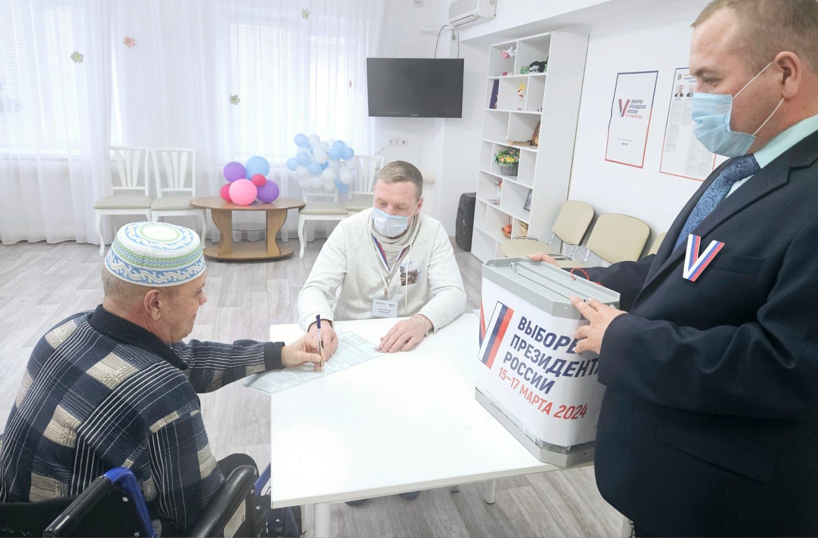 Картлар йортында тәрбияләнүчеләр тавыш бирде