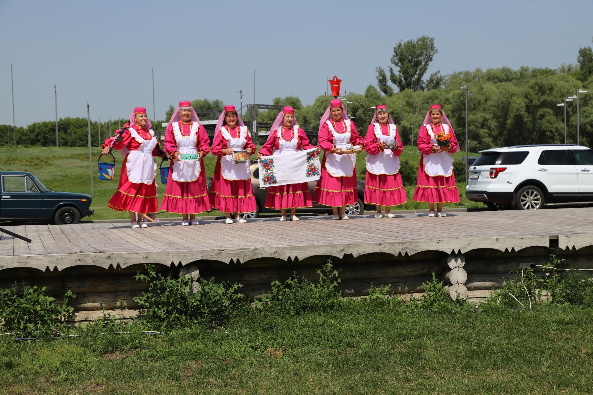 Мөслимнең “Кояшлы Ык” ял зонасында ветераннар Сабантуе үтте