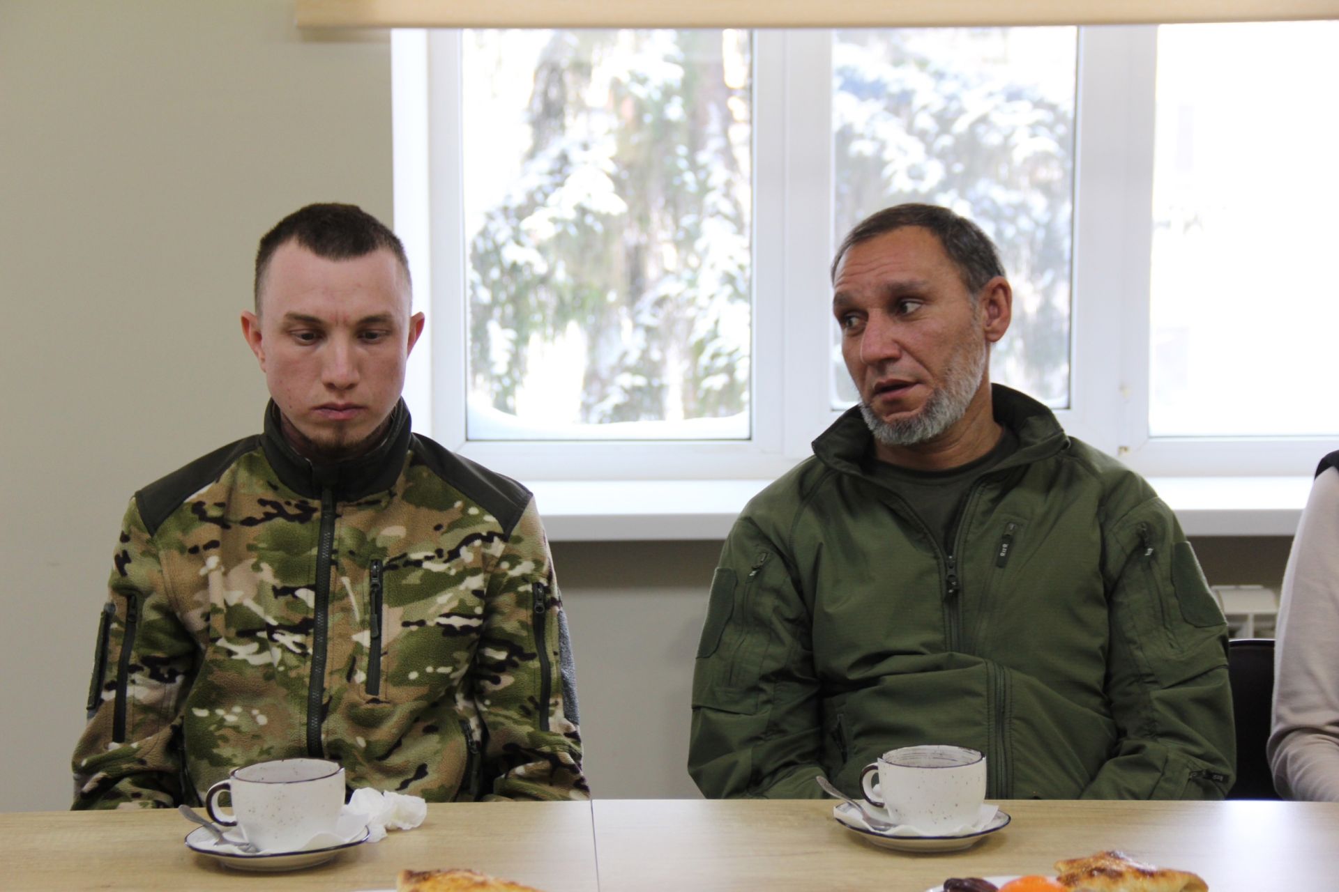 Кичә район башлыгы Альберт Хуҗин батырларыбыз белән очрашты