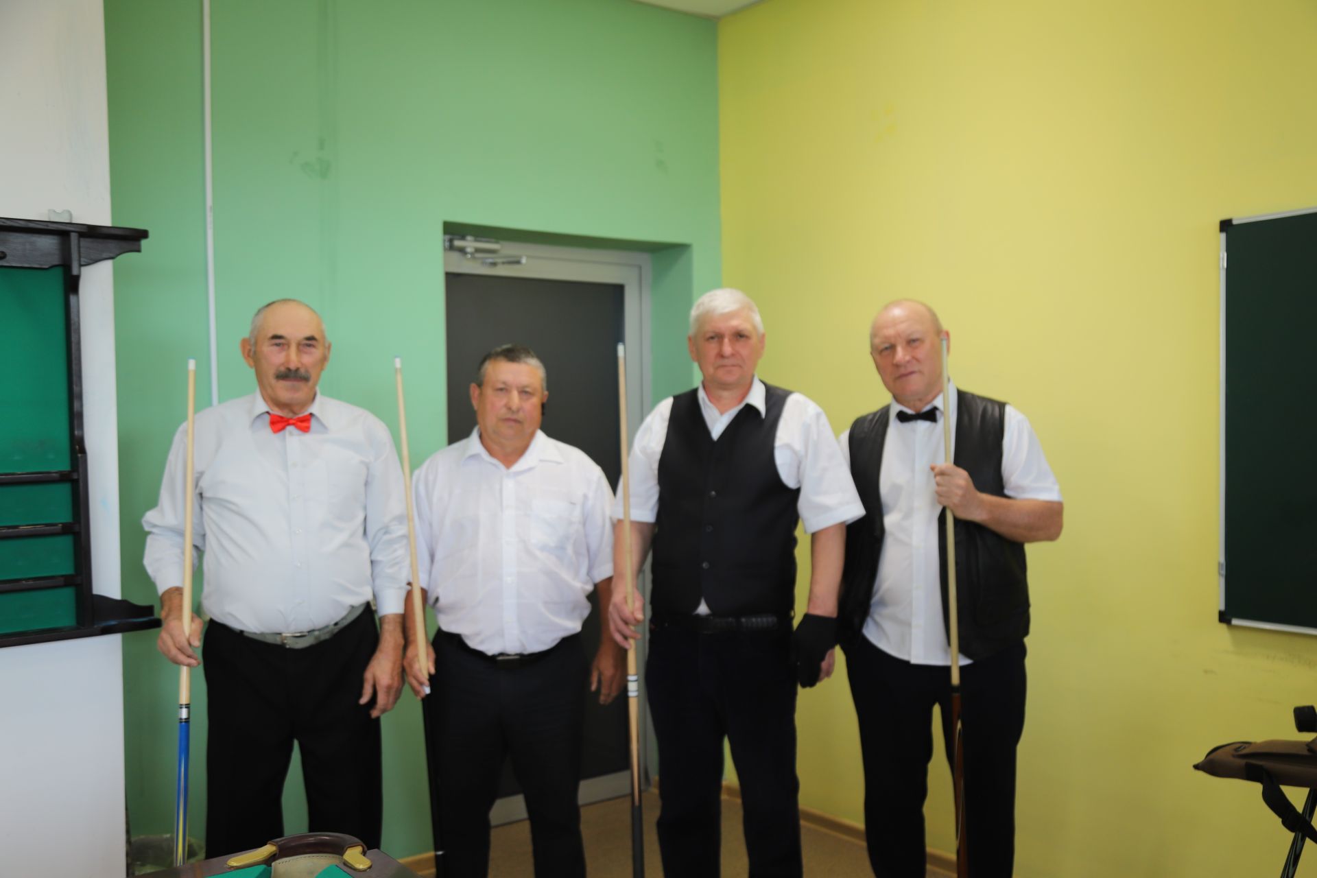 Сезгә тиеш әле бик күп язлар!