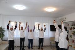 Гимназиянең медицина сыйныфы укучылары интернат-йортта булдылар