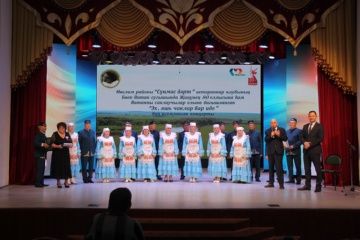 Мәдәният йортында «Сүнмәс дәрт» ветераннар клубының «Эх, яшь чаклар бар иде!» исеме астында сәнгать кичәсе узды