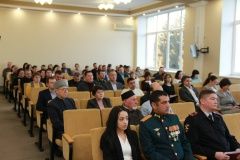 Район хакимиятенең актлар залында чираттагы киңәйтелгән киңәшмә узды