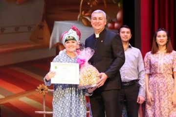 Актаныш район драма һәм комедия театры Мөслимгә килде