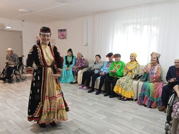 Халыклар дуслыгында - Россия бердәмлеге