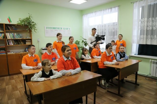Олы Чакмак мәктәбендә “Тылсым” волонтерлар отряды эшли