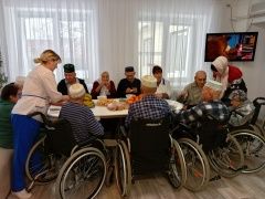 Дуслар, мандариннар һәм хуш исле чәй булмаганда Яңа елның нинди кызыгы бар!