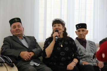 Мөслим картлар һәм инвалидлар интернат-йорты Яңа елны каршылый