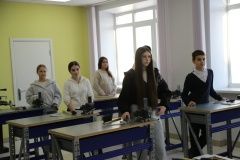 «Уңыш (Успех)» концепциясе гамәлдә: Мөслимдә яшьләр «Һөнәргә беренче адымнар» проектында эшче профессияләрен сынап карады