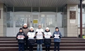 Мөслим лицее укучылары СПИДка каршы көрәш акциясендә катнаштылар