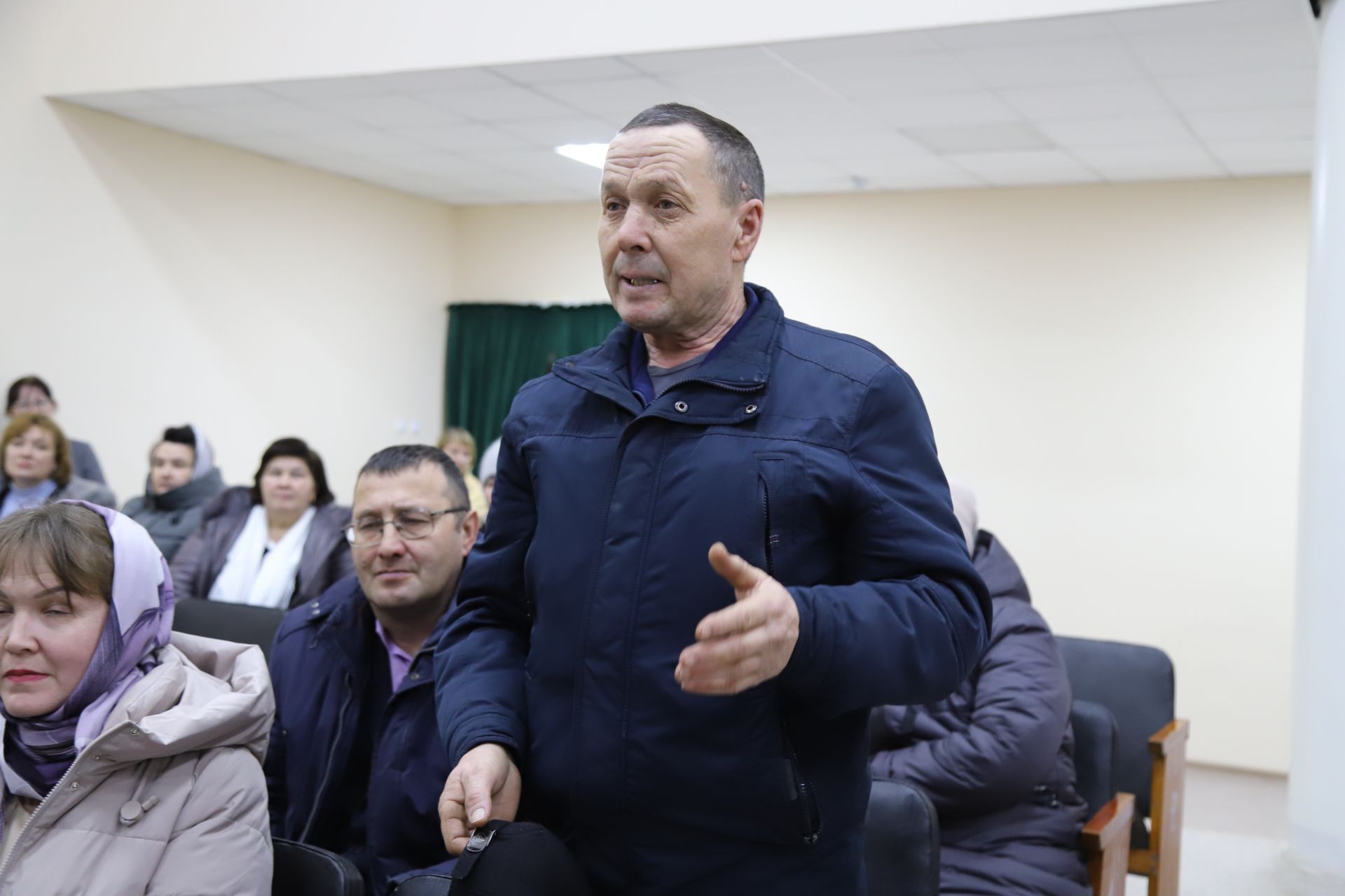 Кузгатсаң, авыр таш та җиңеләя