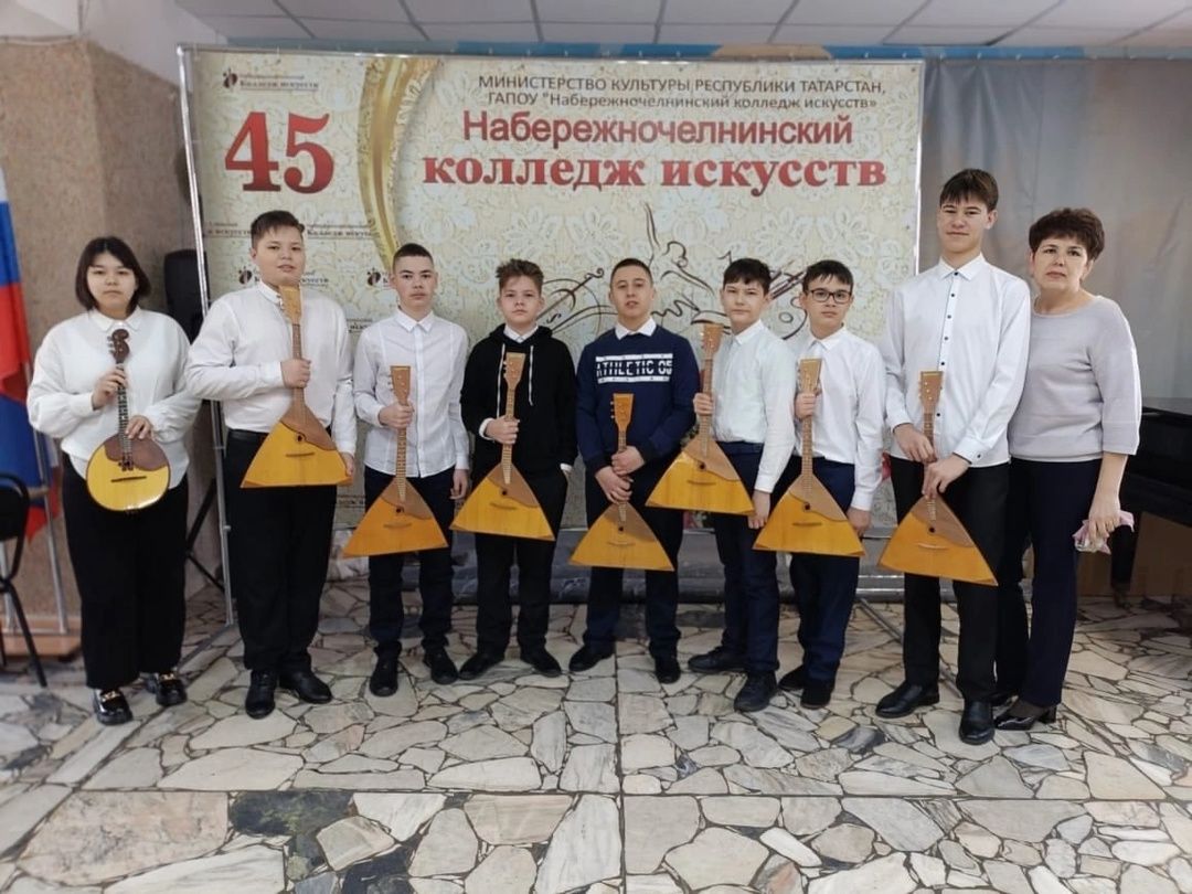 Яр Чаллы сәнгать көллиятендә «Звезды из завтра» проекты кысаларында яшь музыкантларны тыңлауның сайлап алу туры узды