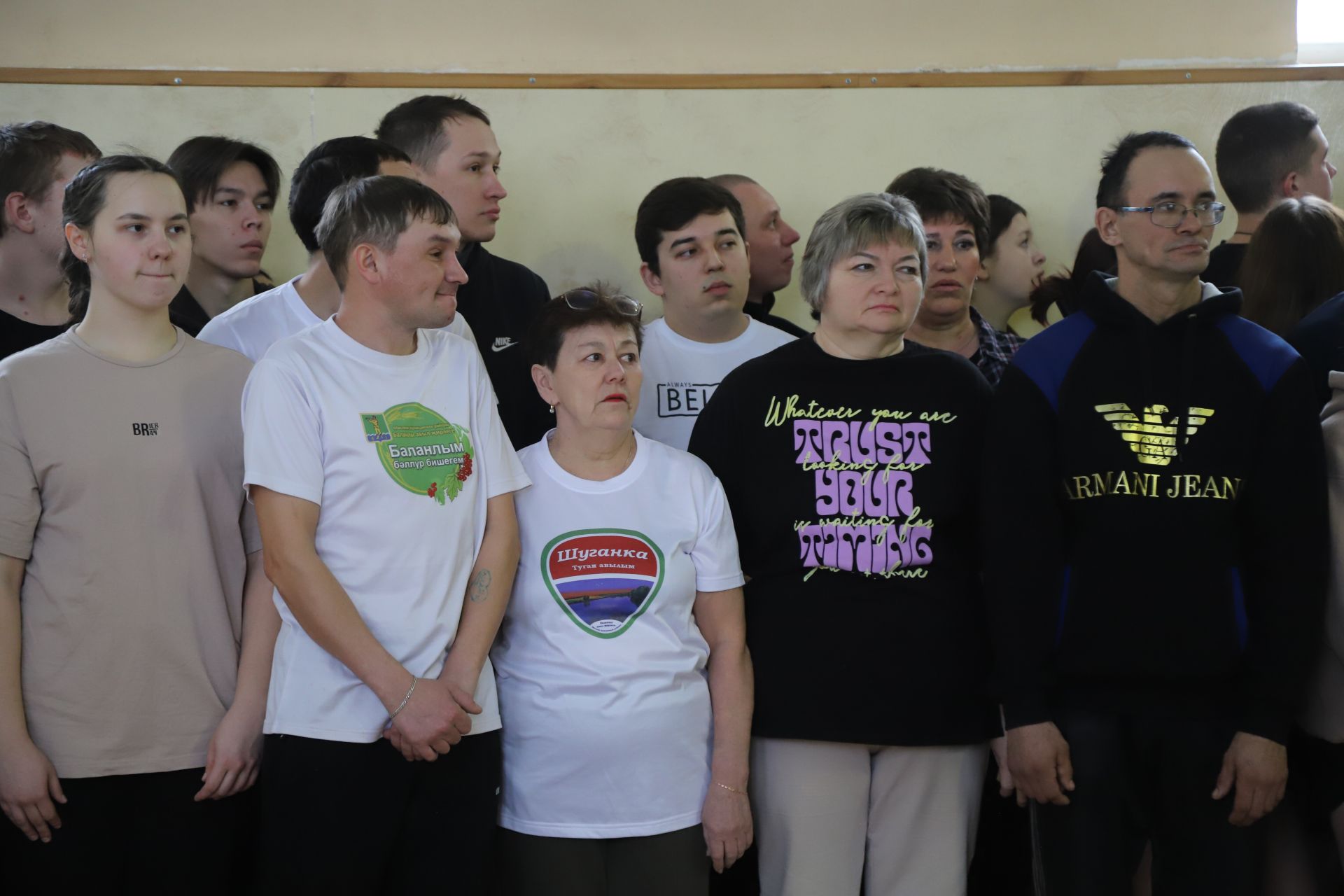 Авыл яшьләре сынатмый