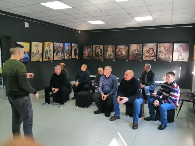 Германиядә хезмәт иткән совет гаскәрләре төркеме ветераннары укучылары өчен тәрбия чарасы үткәрде