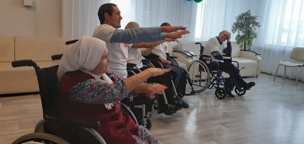 Мөслим картлар һәм инвалидлар интернат-йортында физкультура сәгатьләре уза