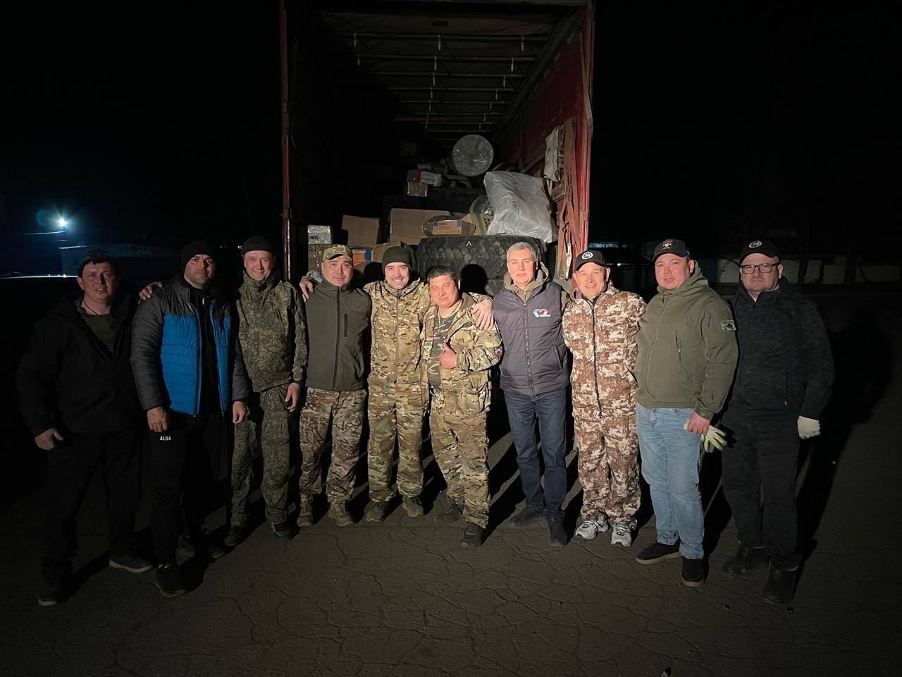 Район башлыгы Альберт Хуҗин җитәкчелегендә бертөркем райондашларыбыз МХОдәге егетләргә ярдәм йөге тапшырды