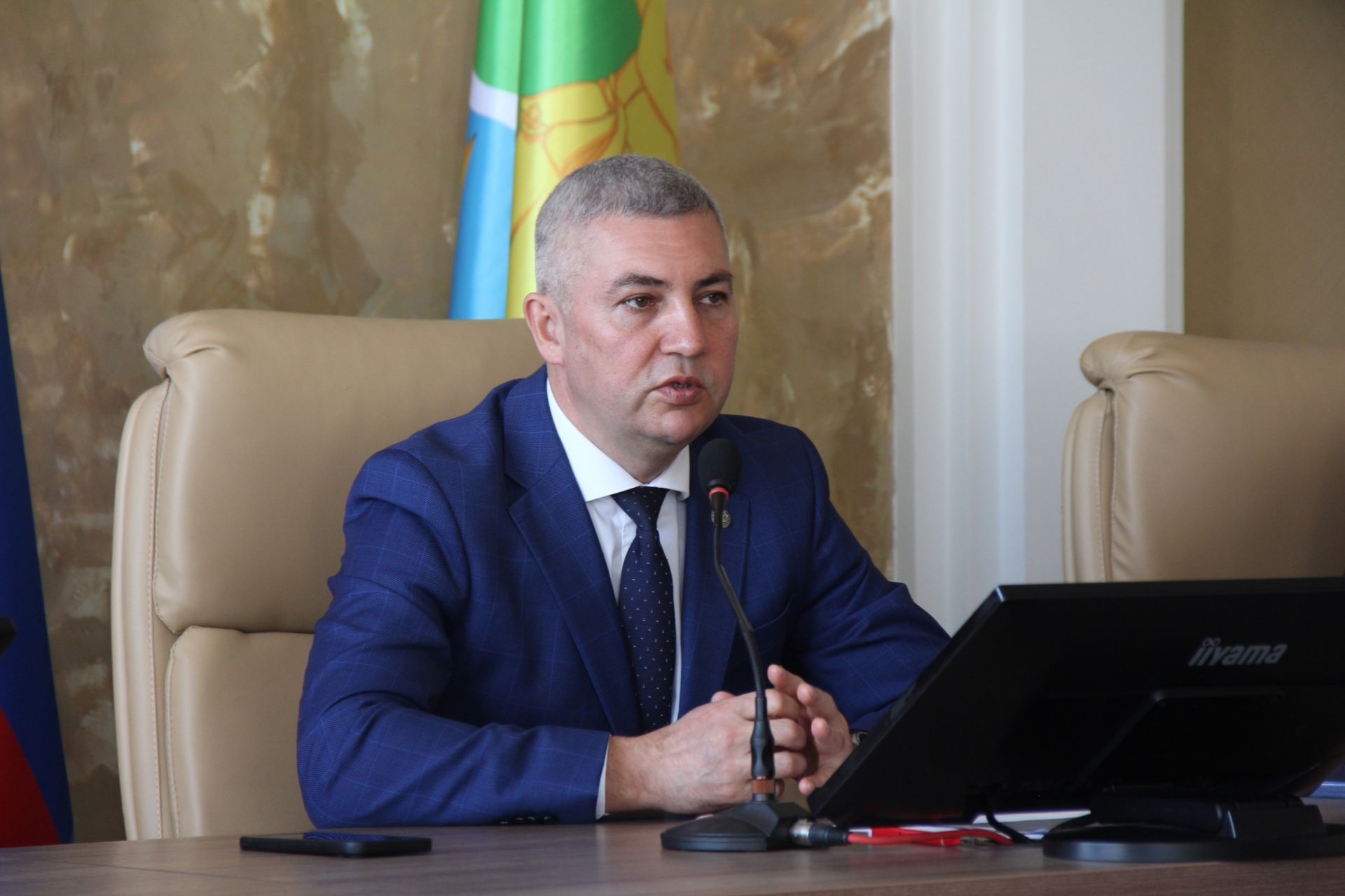 Оешма-предприятие җитәкчеләре белән иртәнге киңәйтелгән киңәшмә узды