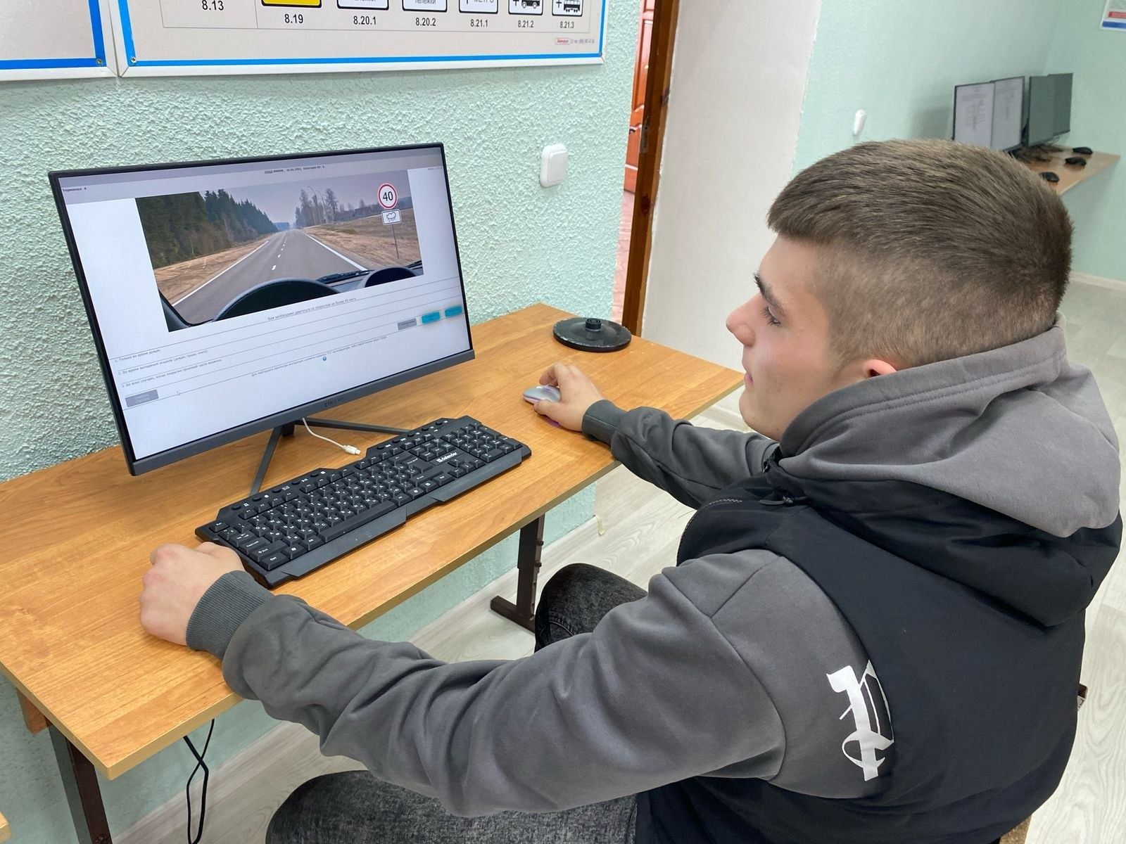 Автотранспорт белән идарә итүчеләр саны арта бара