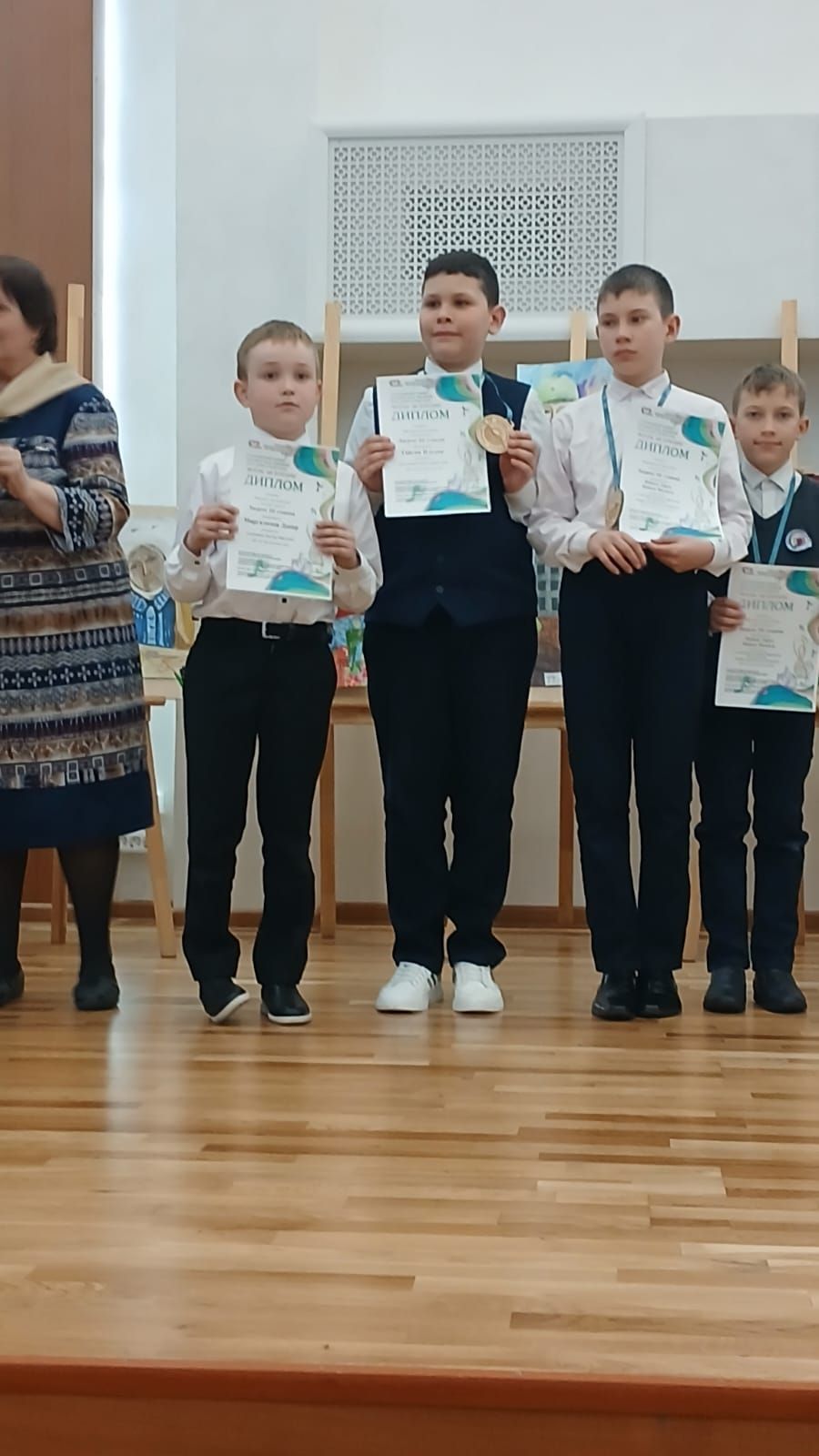 Кичә Мөслим балалар сәнгать мәктәбенең актлар залында балалар һәм яшүсмерләр арасында үткәрелгән «Моңлы Ык буйлары» V региональ яшь талантлар конкурс-фестиваленә йомгак ясалды
