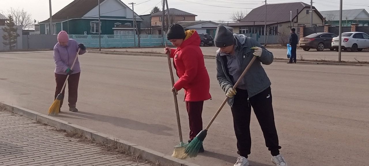 Балалар һәм яшьүсмерләр спорт мәктәбе коллективы чисталык акциясендә катнашты