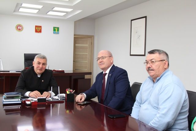 «Татарлар: үз өемдә – үз көем» радиотапшыруы: Татарстан районының үзенчәлекле тормышы һәм милли мәдәнияте»