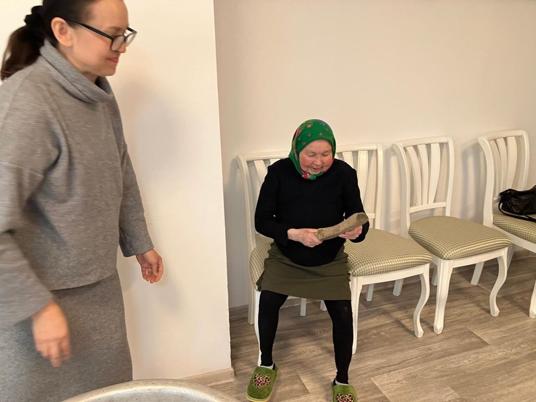Яшьлек хатирәләрен кузгатып