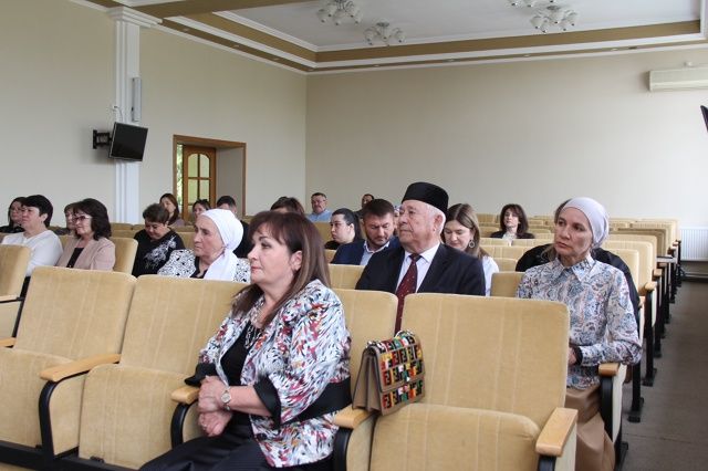 Район хакимиятенең актлар залында хисап-сайлау җыелышы узды